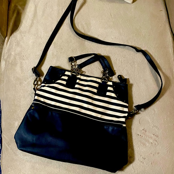 American Eagle Outfitters Handbags - American Eagle Outfitters Purse/Tote